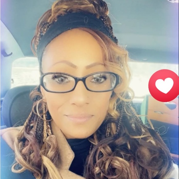 Meet your Posher, Tanya - Picture 15 of 16